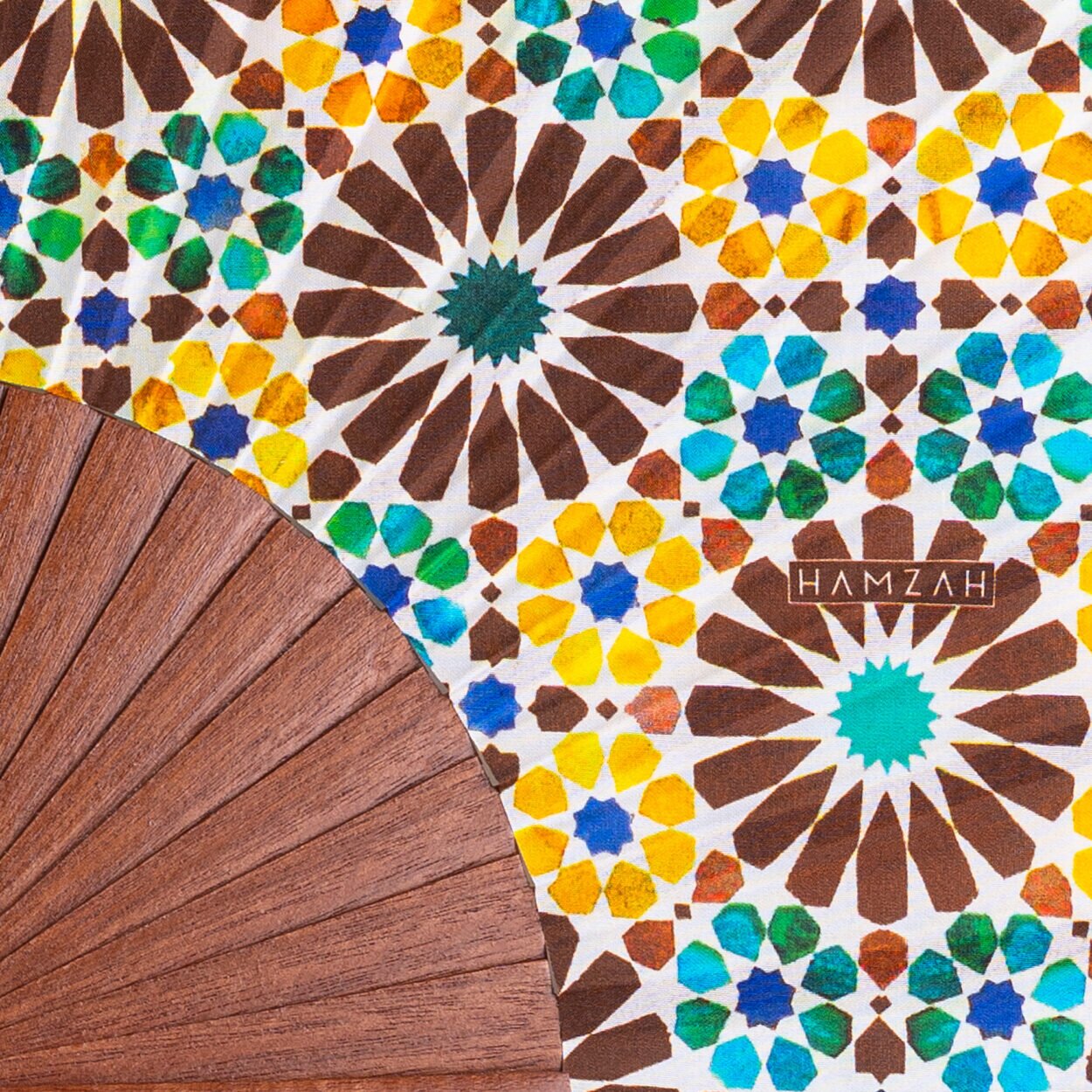 Silk Fan with Arabesque Print Garnata - Image 4