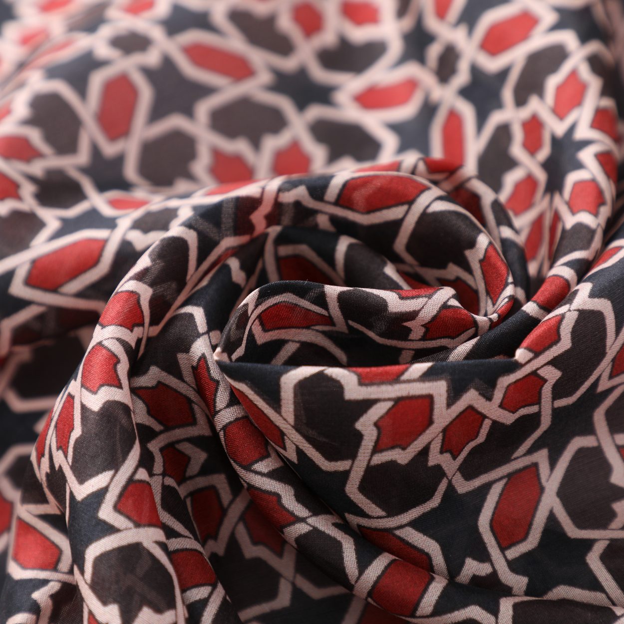 Navy blue and Red Silk Scarf Mirath - Image 3