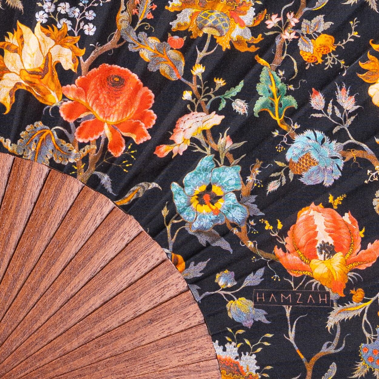 Aubrey Silk Fan 23cm - Image 3