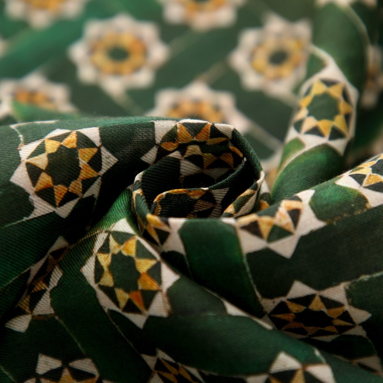 Pañuelo Estampado Verde Mosaicos Andaluces - detalle 5