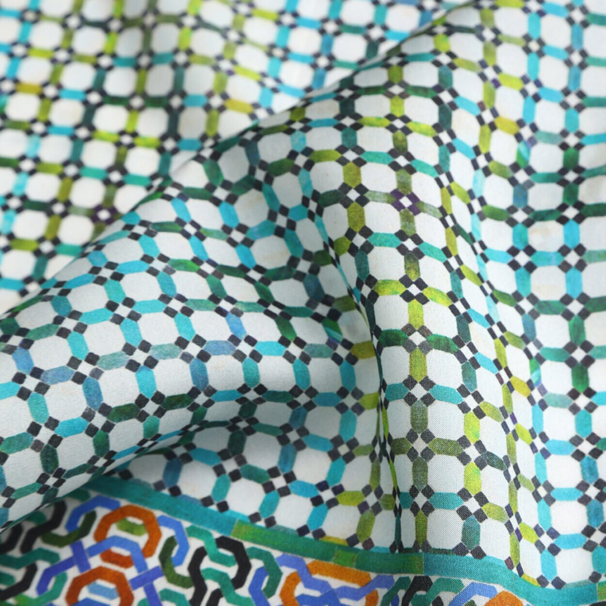 Square Silk Scarf Zaytun – detail 5