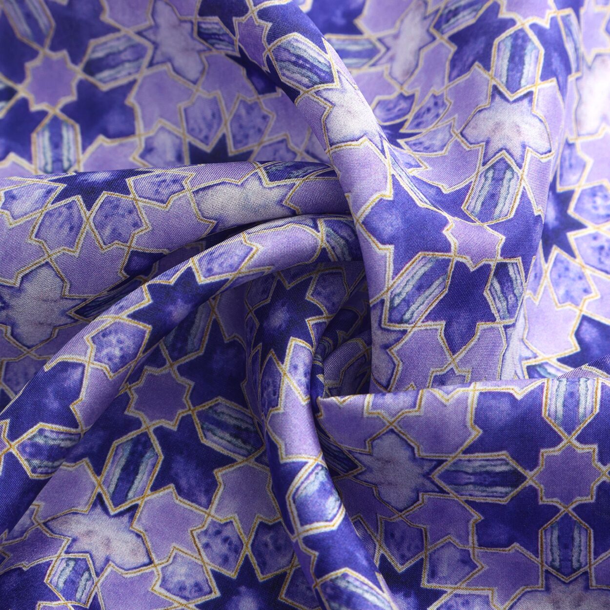 Pañuelo Morado Cuadrado Seda Sevilla – detalle 4