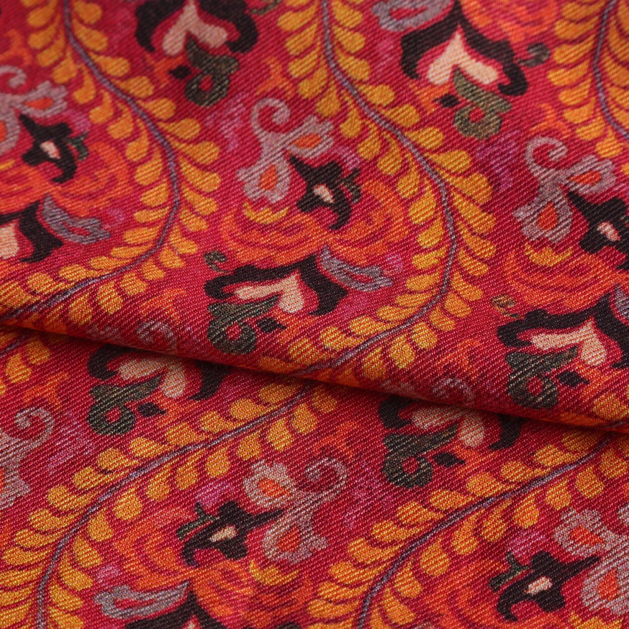 Pañuelo Seda y Lana Rojo Ruba - detalle 3