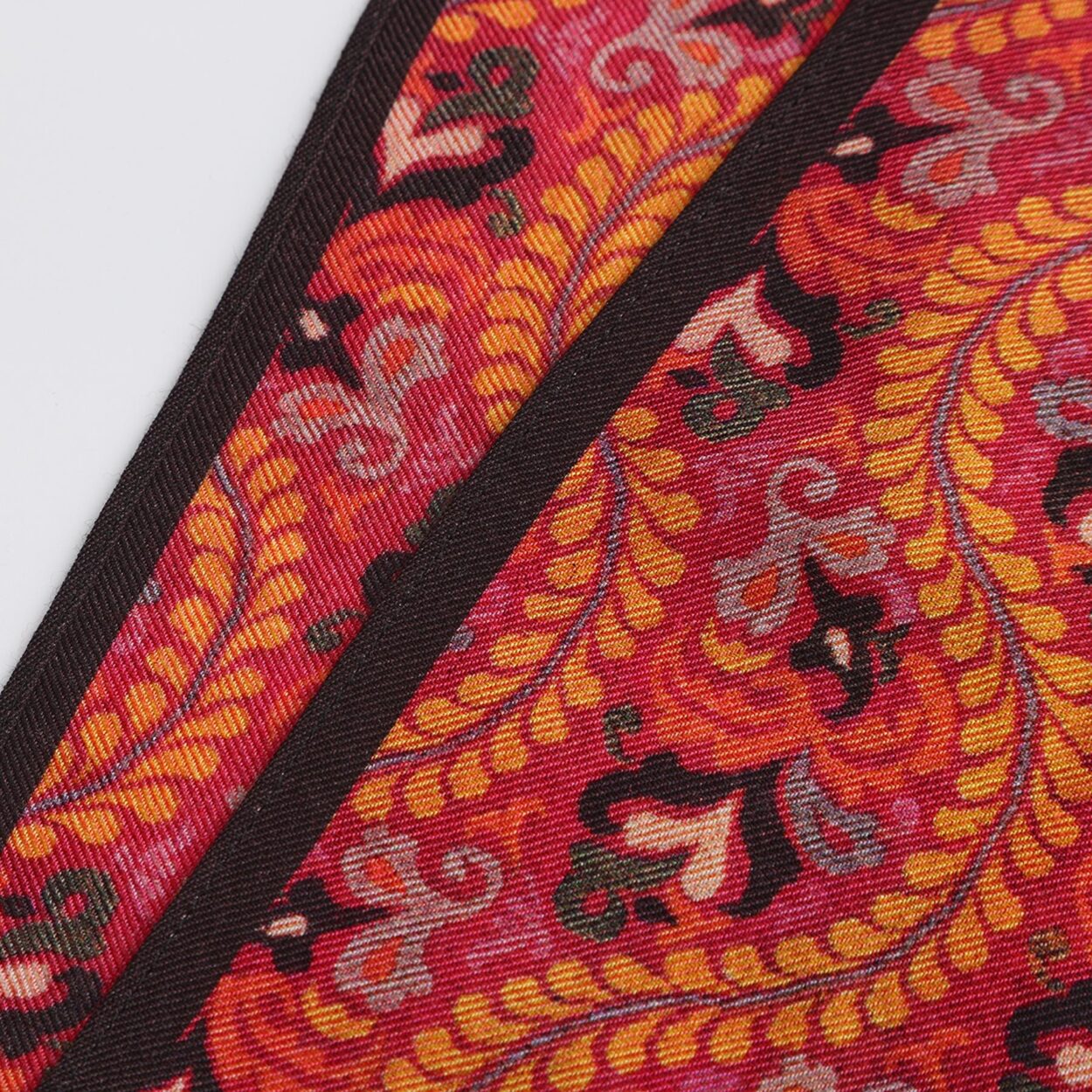 Pañuelo Seda y Lana Rojo Ruba - detalle 5