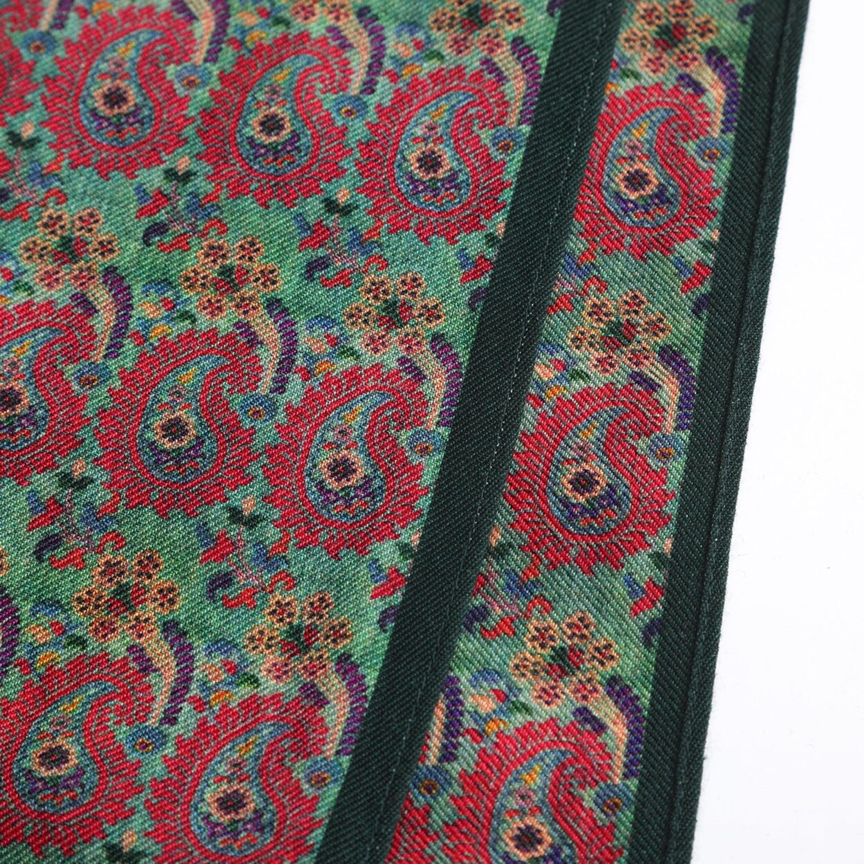 Green and Red Silk and Wool Scarf Ufuq - detail 8